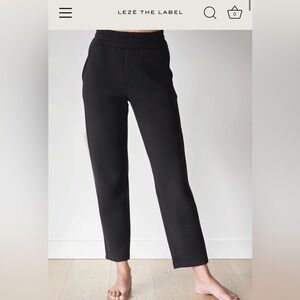 NWT Leze Kendal Pants